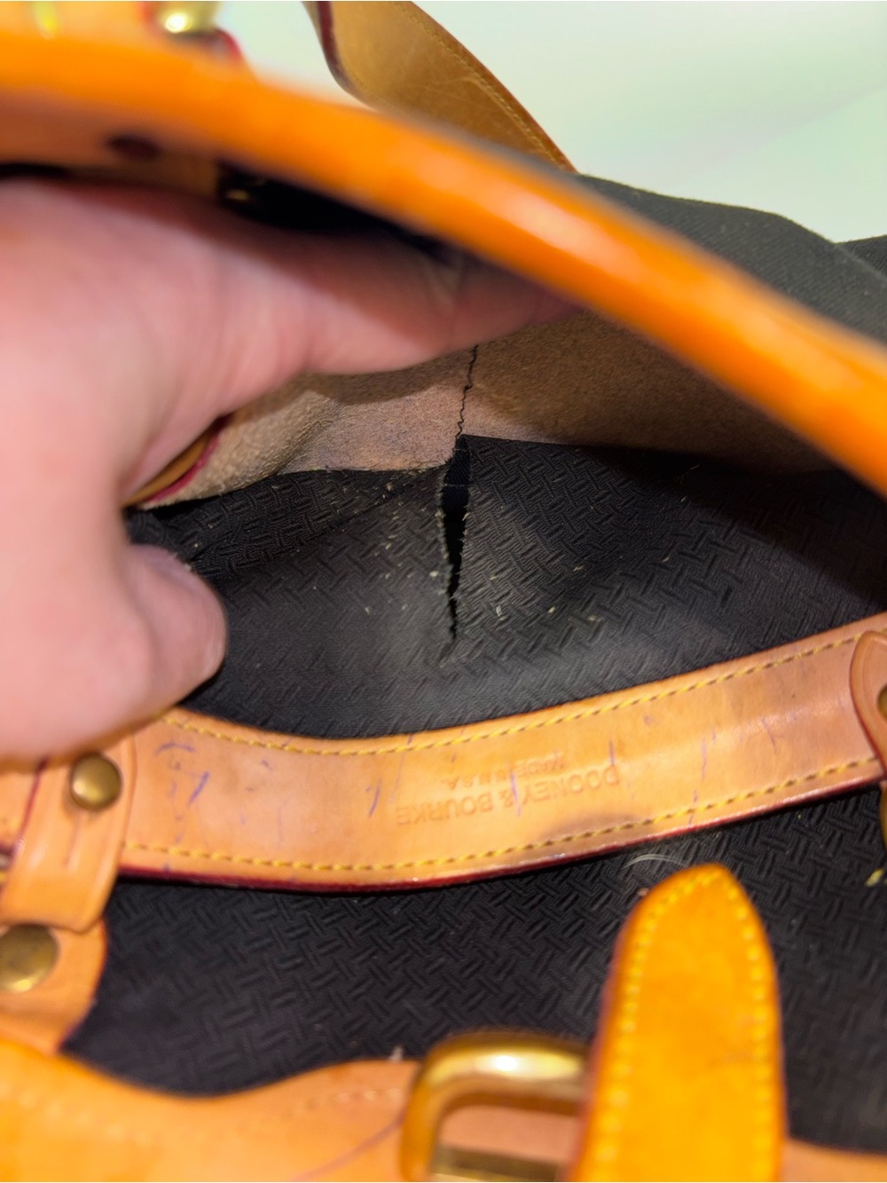 Vintage Dooney & Bourke **PROJECT** black cabriolet Tote Vachetta USA Distressed - Picture 15 of 16
